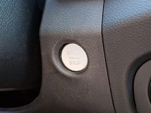 Used 2022 Nissan Frontier PRO-4X w/ Off-Road Protection Package AWD/4WD image 25