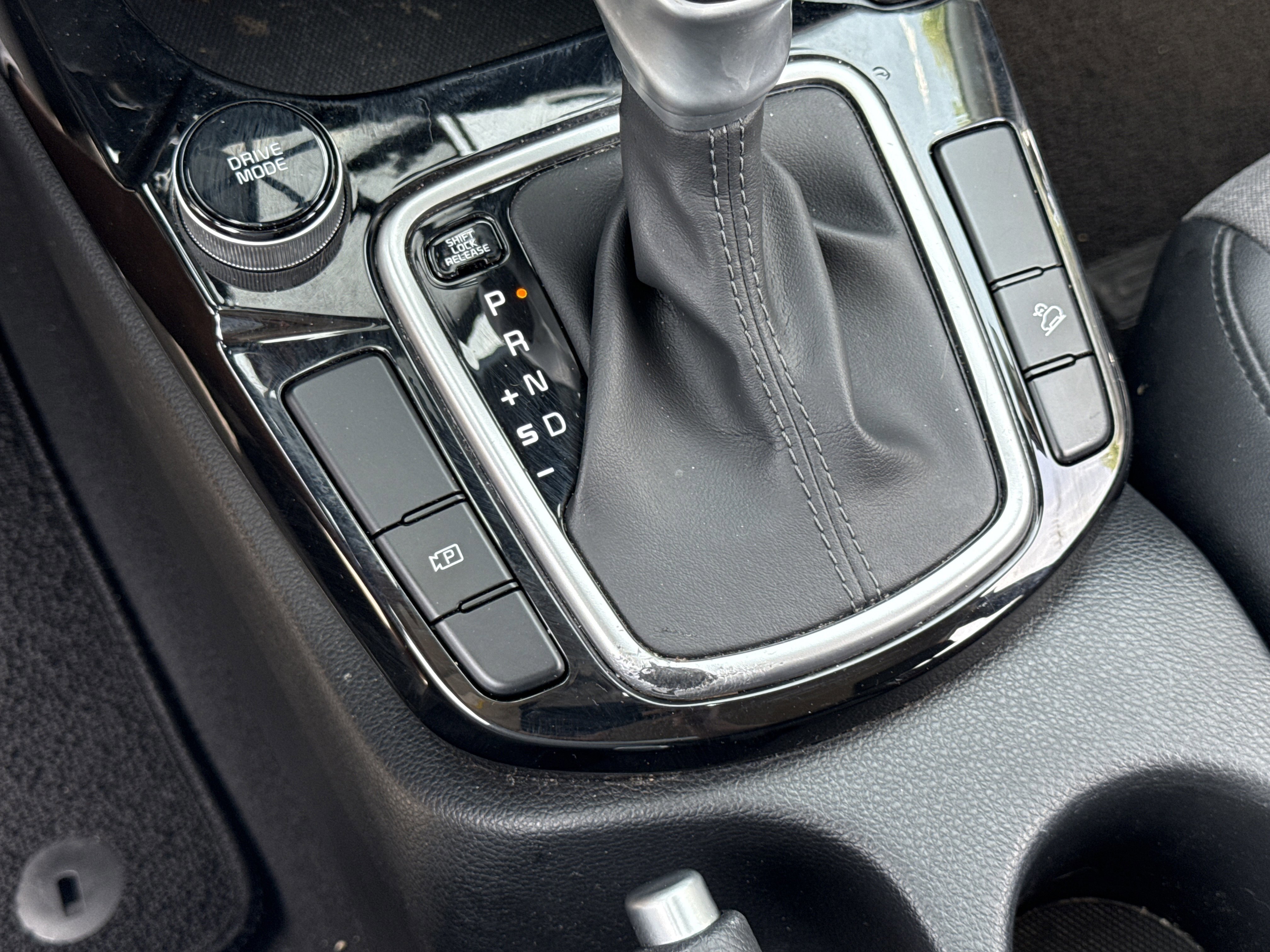 Certified 2024 Kia Seltos S FWD image 8