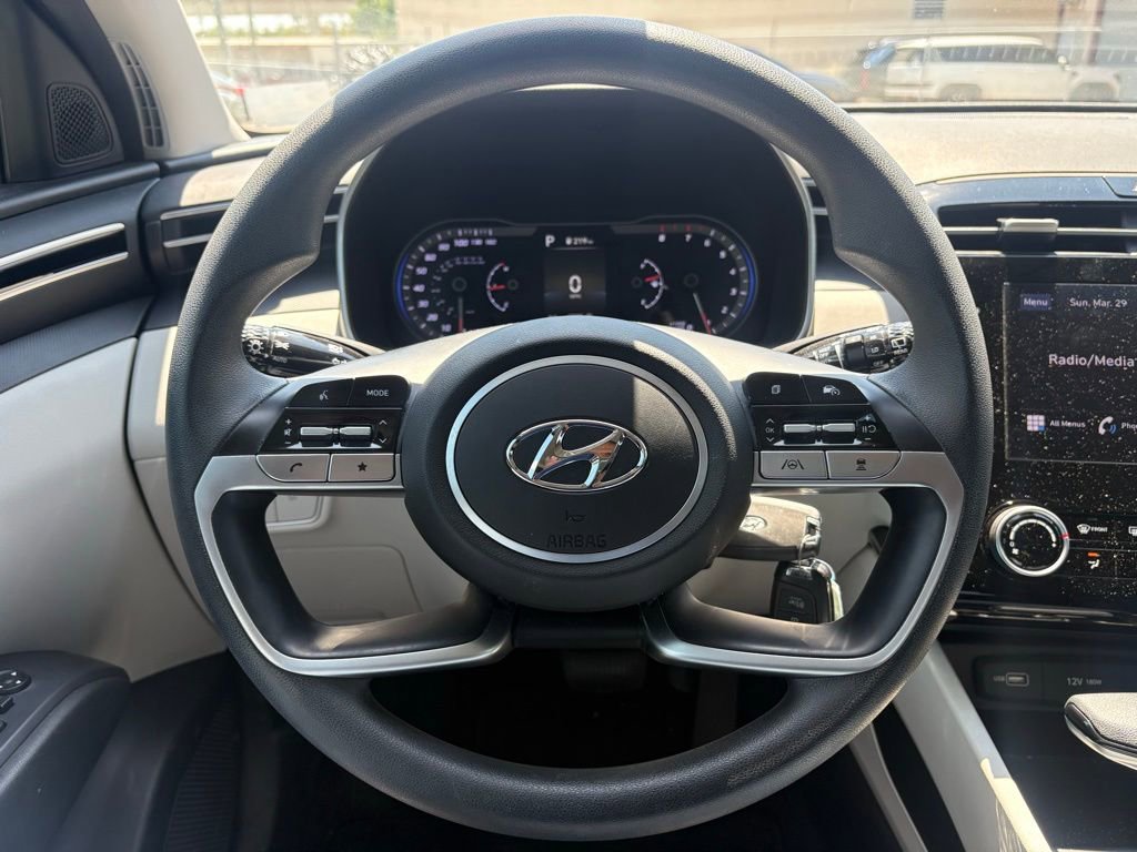 Used 2024 Hyundai Tucson SE image 18