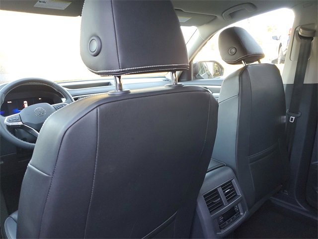 Certified 2023 Volkswagen Atlas SE image 12