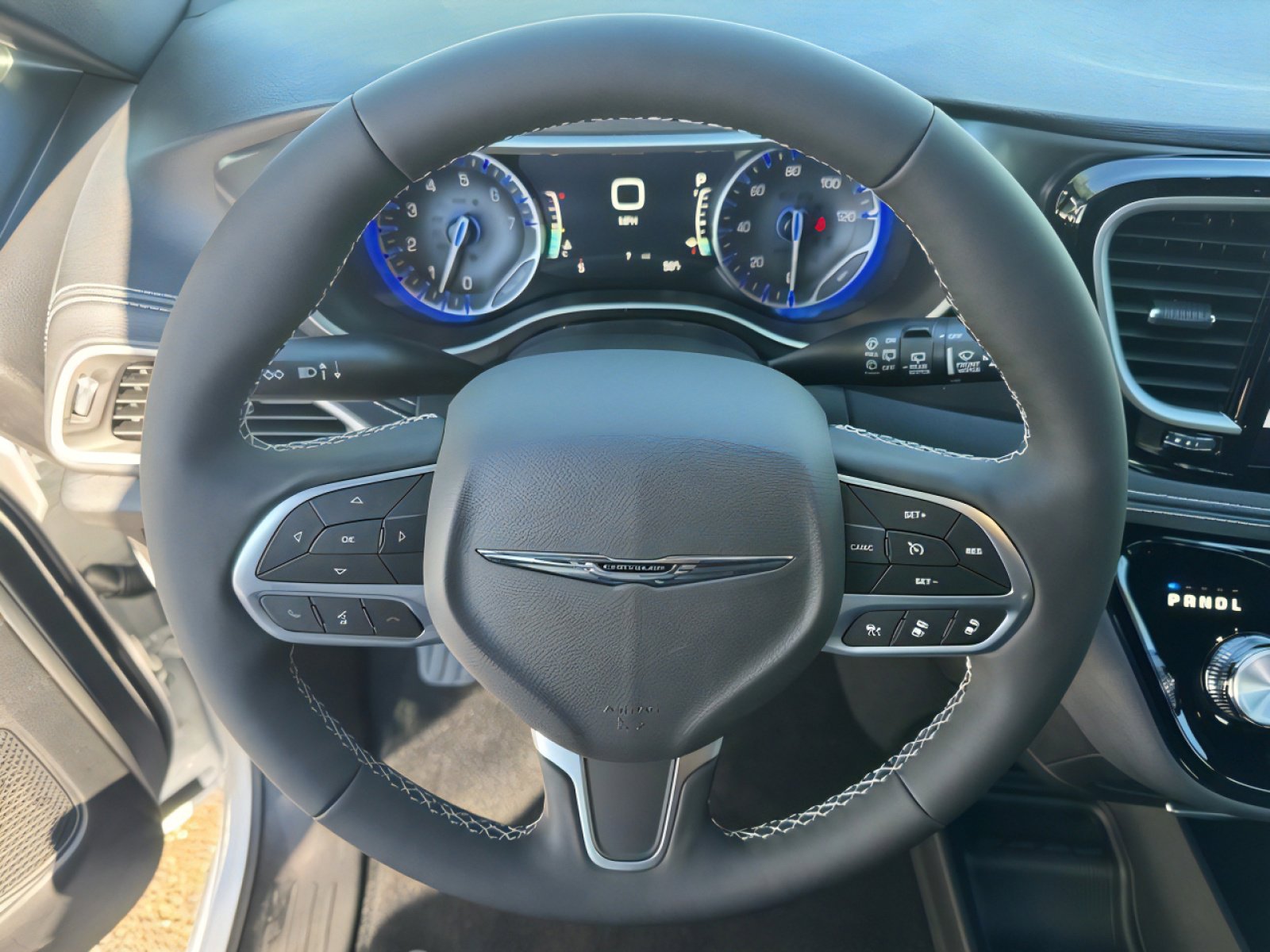 New 2026 Chrysler Pacifica Select image 20