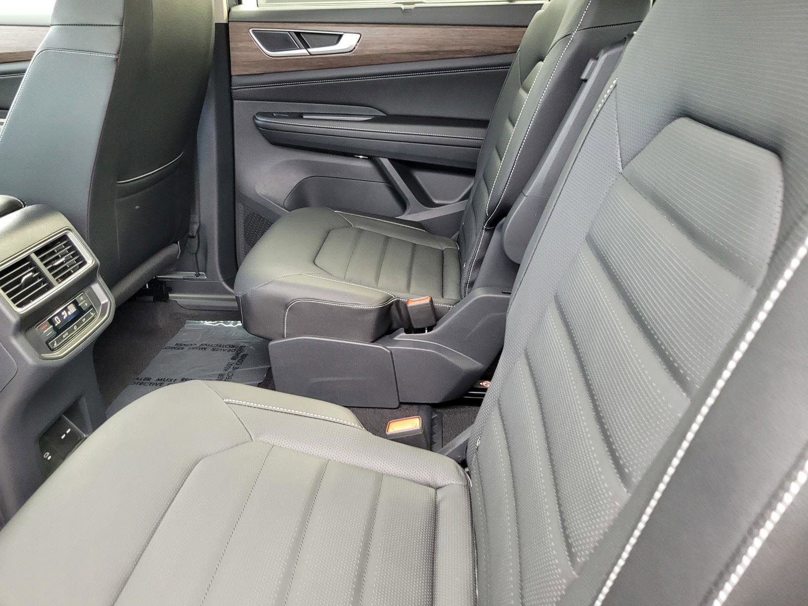 New 2026 Volkswagen Atlas SEL image 13