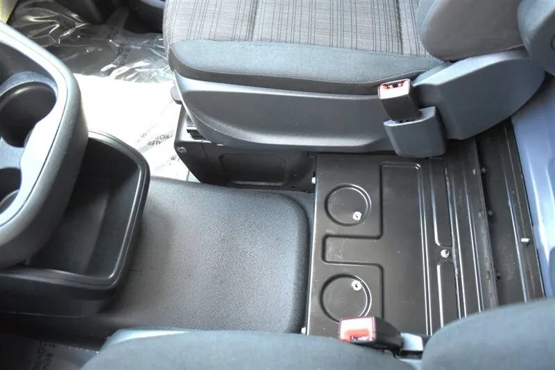 Used 2020 Mercedes-Benz Metris image 25