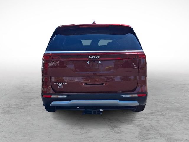 Used 2023 Kia Carnival LX FWD image 5