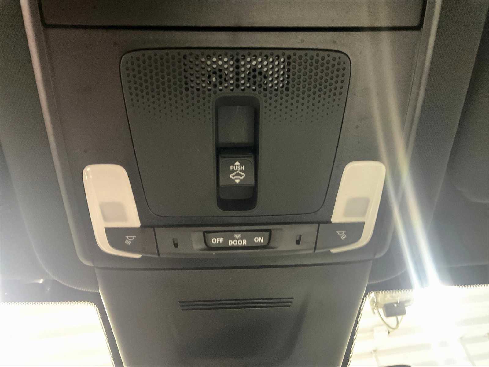 Used 2025 Honda CR-V Sport image 27