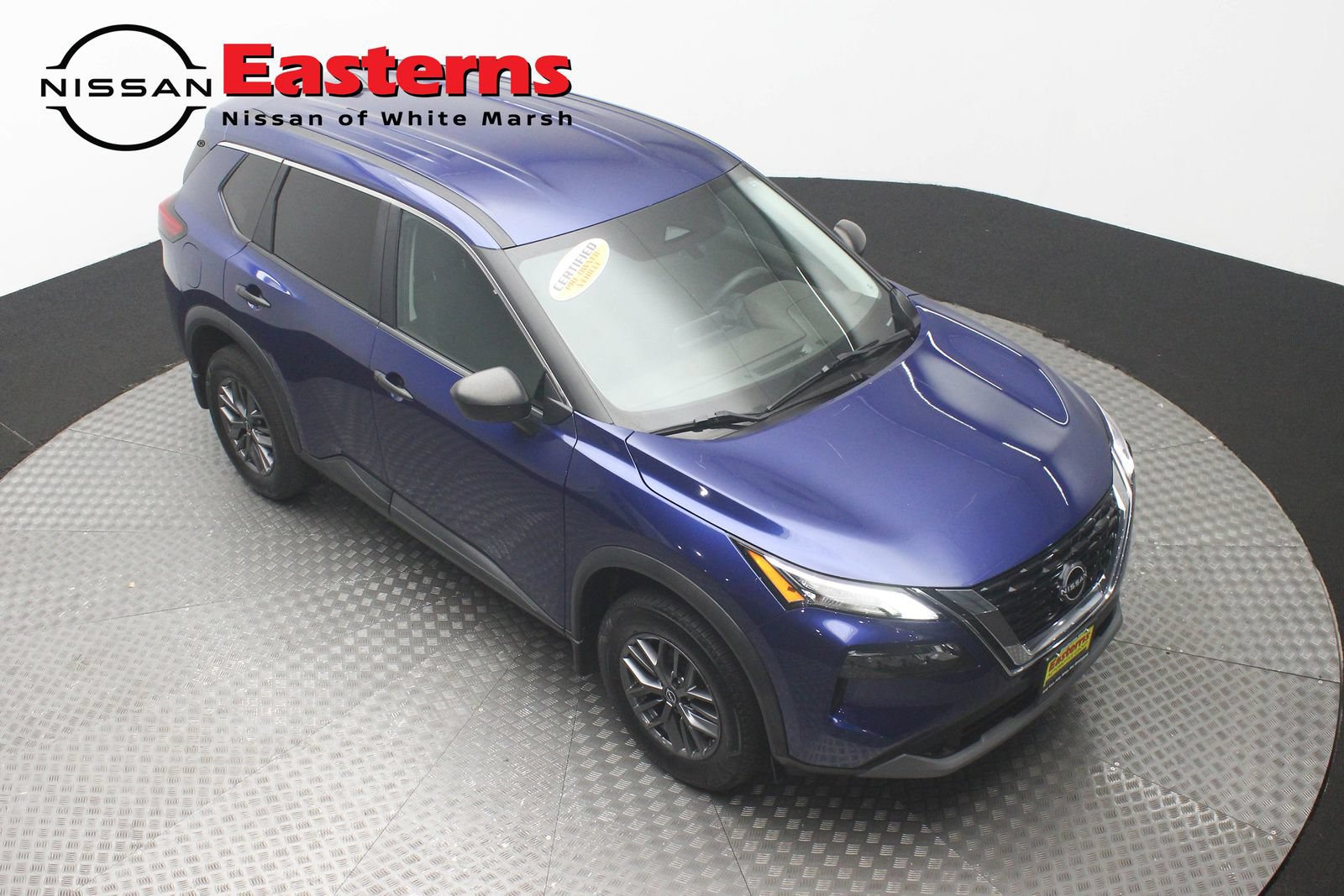 Used 2023 Nissan Rogue S AWD/4WD image 3
