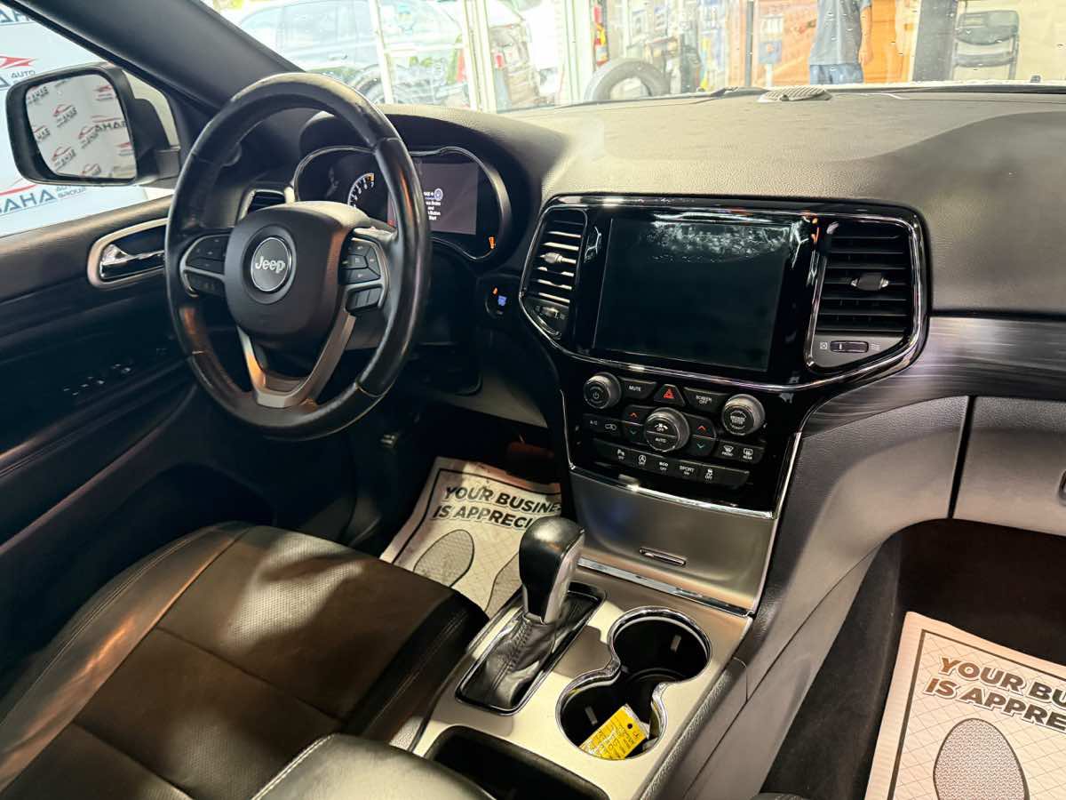 Used 2019 Jeep Grand Cherokee Altitude AWD/4WD image 51