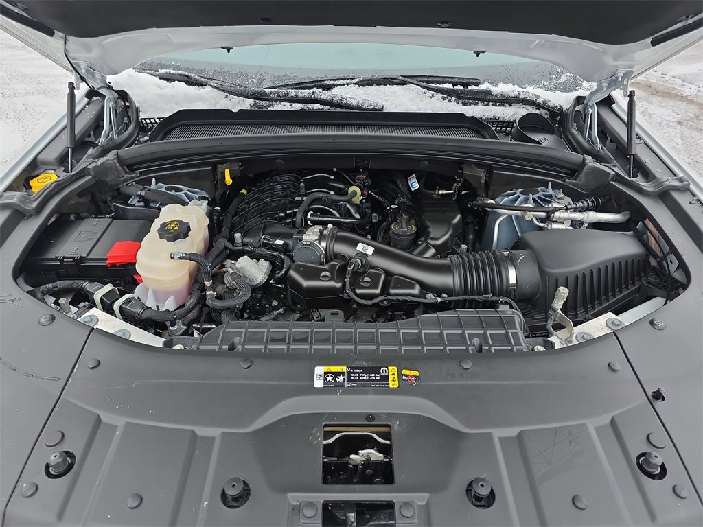 Used 2023 Jeep Grand Cherokee Laredo image 29