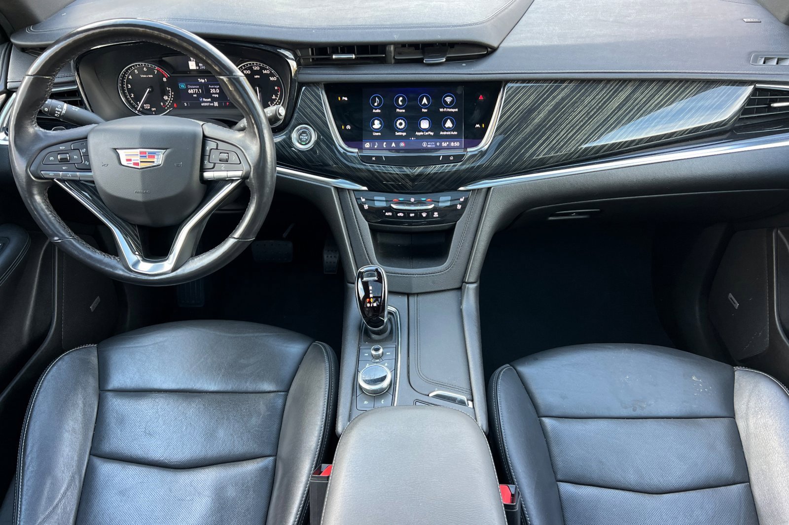 Used 2023 Cadillac XT6 Premium Luxury image 15