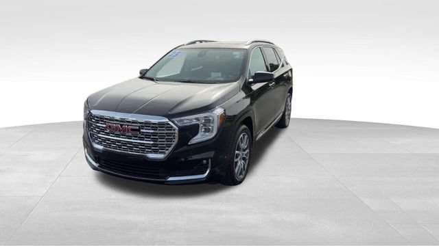 Certified 2023 GMC Terrain Denali w/ LPO, Floor Liner Package AWD/4WD image 2