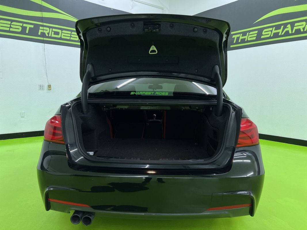 Used 2018 BMW 330e RWD image 9