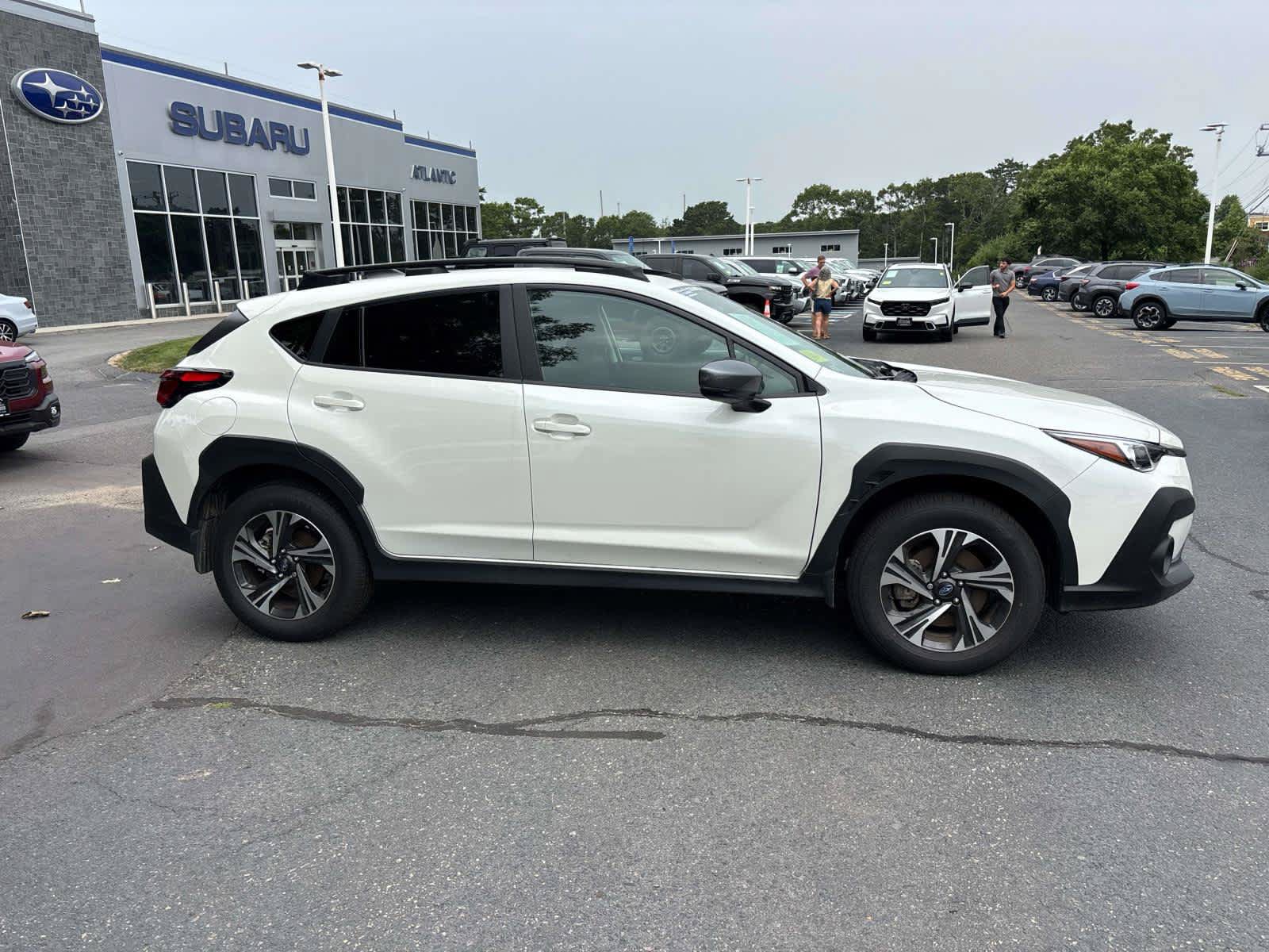 Used 2026 Subaru Crosstrek 2.5i Premium AWD/4WD image 2