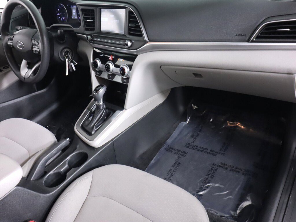 Used 2019 Hyundai Elantra SEL FWD image 37