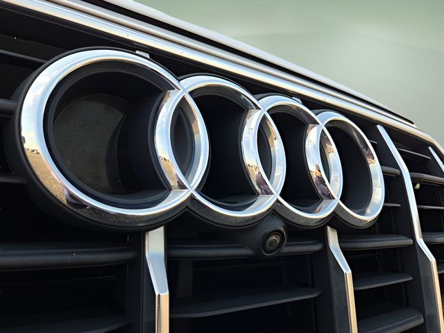 Used 2020 Audi Q7 3.0T Premium Plus w/ Premium Plus Package image 17