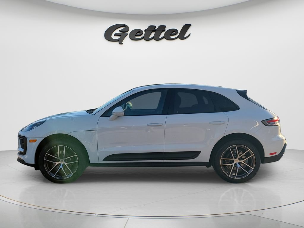 Used 2025 Porsche Macan image 7