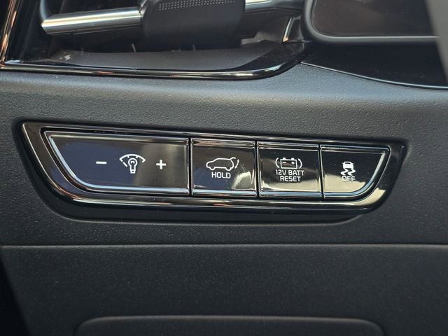 Certified 2023 Kia Niro SX Touring image 34