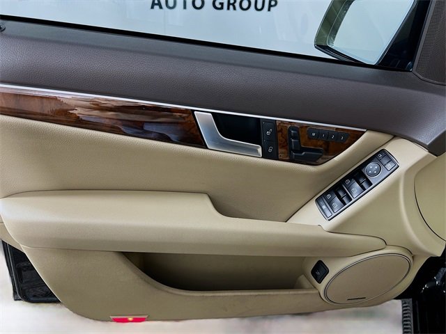 Used 2014 Mercedes-Benz C 300 4MATIC Sedan image 31