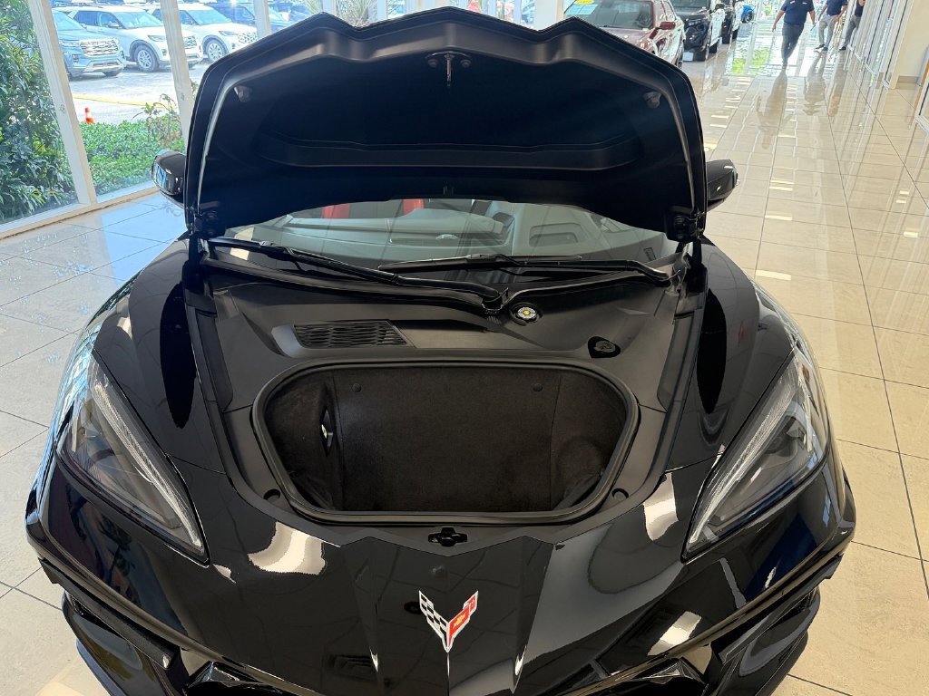 Used 2020 Chevrolet Corvette Stingray Premium Cpe w/ 3LT Preferred Equipment Group RWD image 17