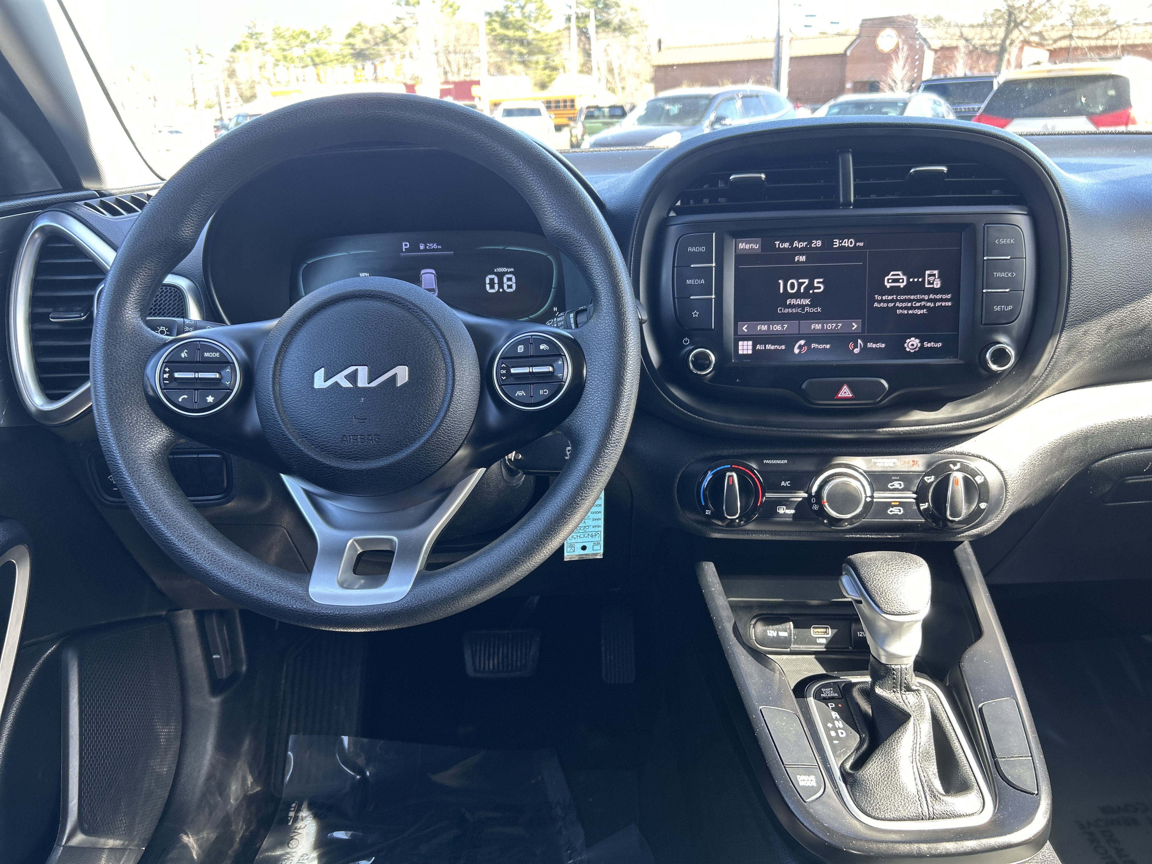 Used 2023 Kia Soul LX w/ Option Group 015 FWD image 19