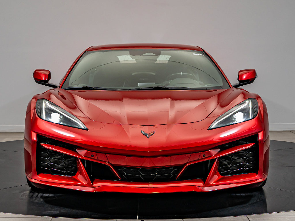 Used 2025 Chevrolet Corvette Z06 w/ Stealth Interior Trim Package RWD image 3