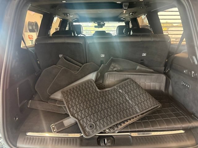 Used 2022 Jeep Grand Wagoneer Series II w/ Premium Group II AWD/4WD image 19