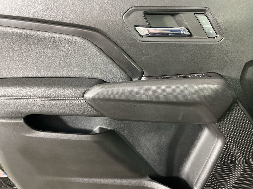 Used 2023 Chevrolet Colorado LT w/ LT Convenience Package II image 24