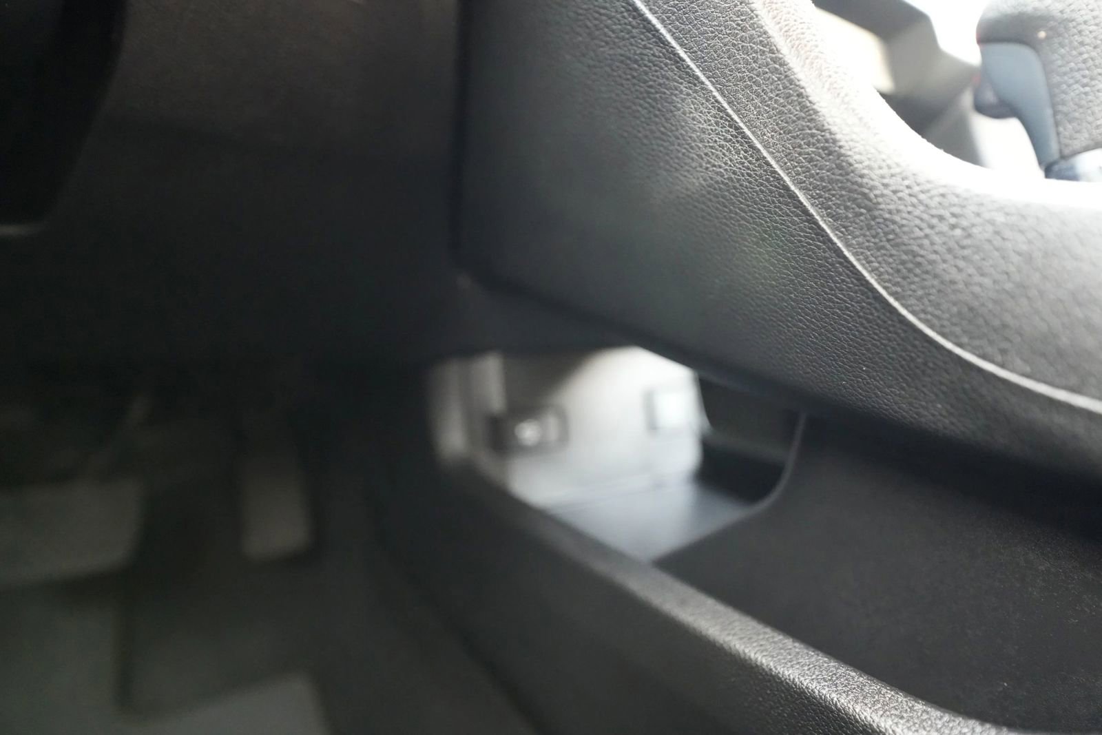 Used 2018 Honda Civic LX image 40