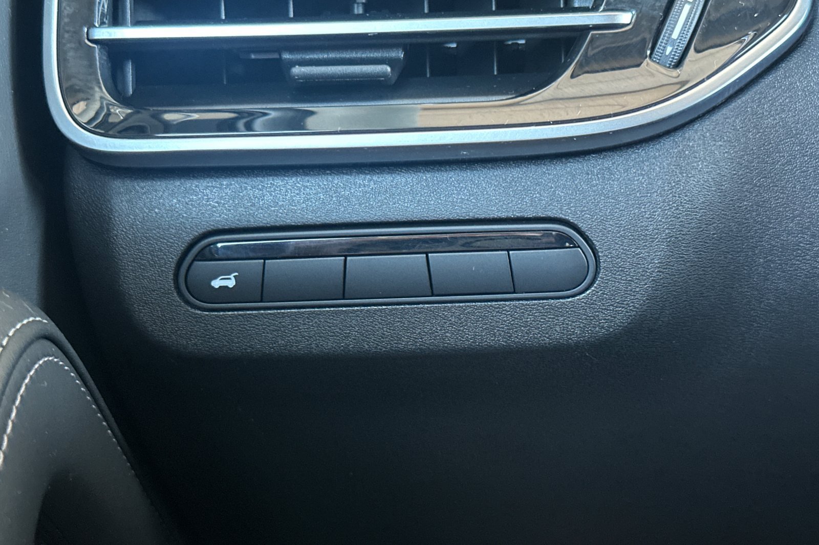 Used 2023 INFINITI QX60 Pure AWD/4WD image 31