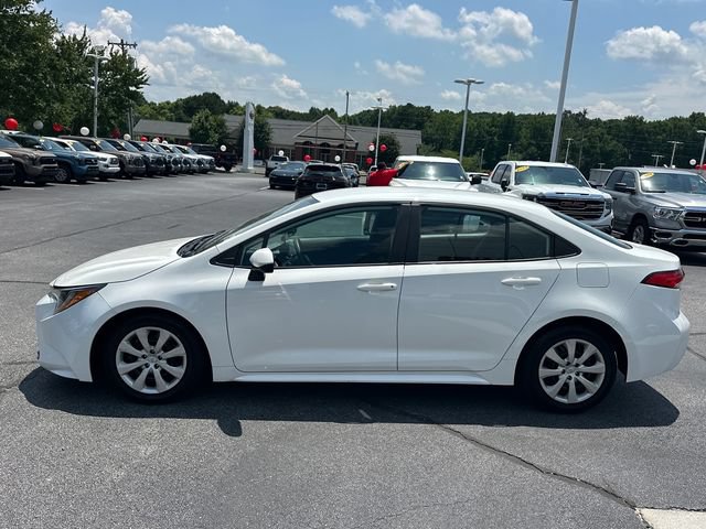 Used 2023 Toyota Corolla LE FWD image 6