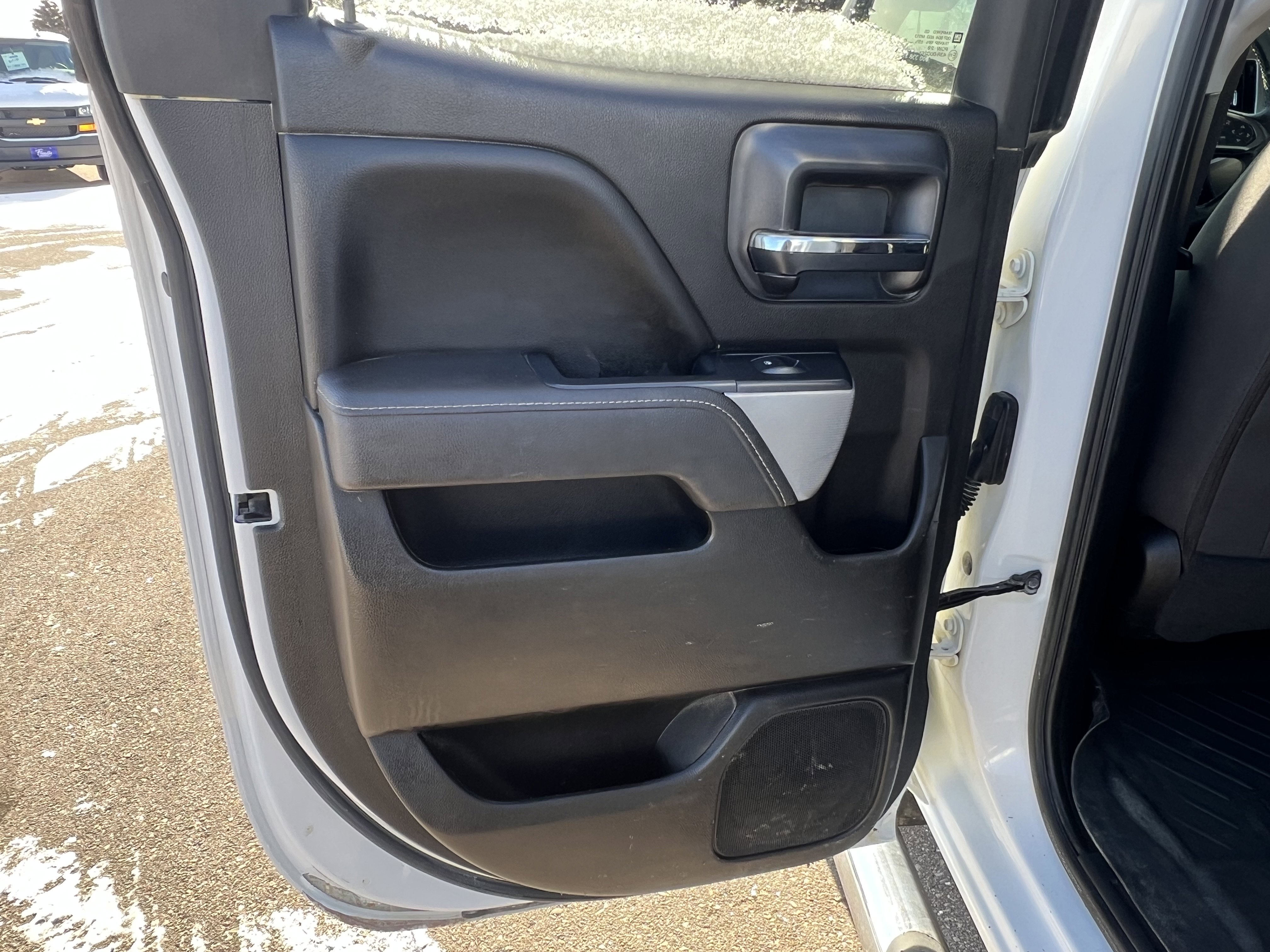 Used 2017 Chevrolet Silverado 3500 LT image 13