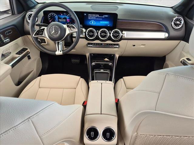 New 2026 Mercedes-Benz GLB 250 image 12