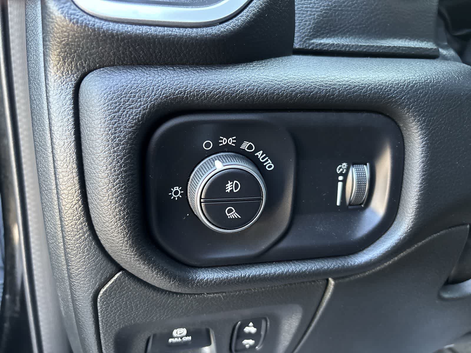 Used 2023 RAM 1500 Big Horn AWD/4WD image 11