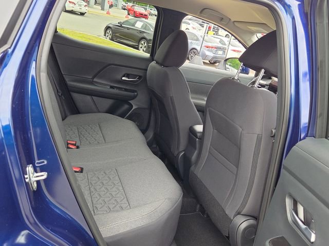 Used 2025 Nissan Kicks SV FWD image 14