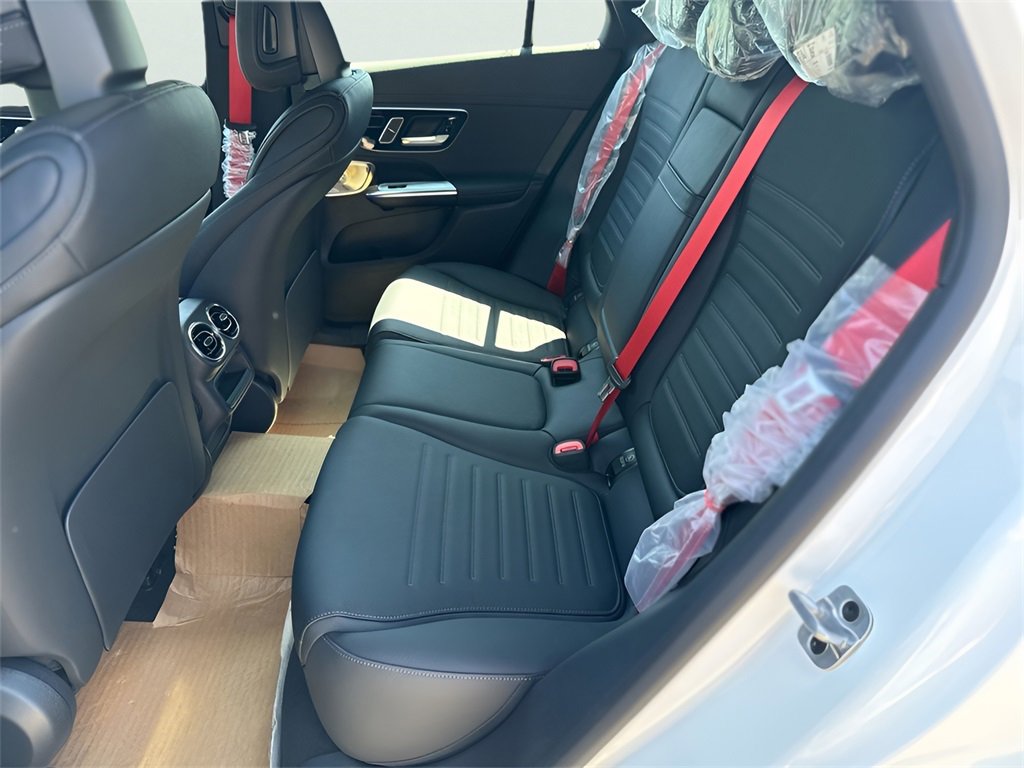 New 2026 Mercedes-Benz GLC 43 AMG 4MATIC Coupe image 23