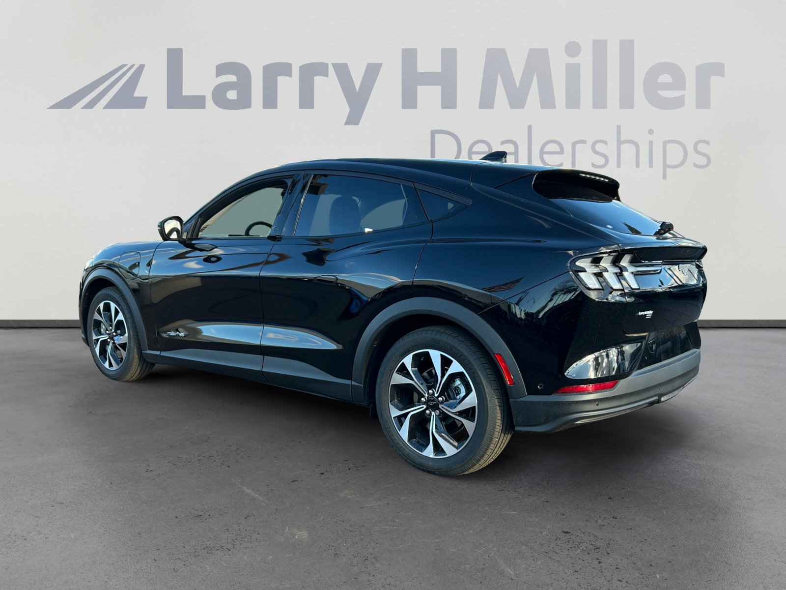 New 2024 Ford Mustang Mach-E Select AWD/4WD image 3