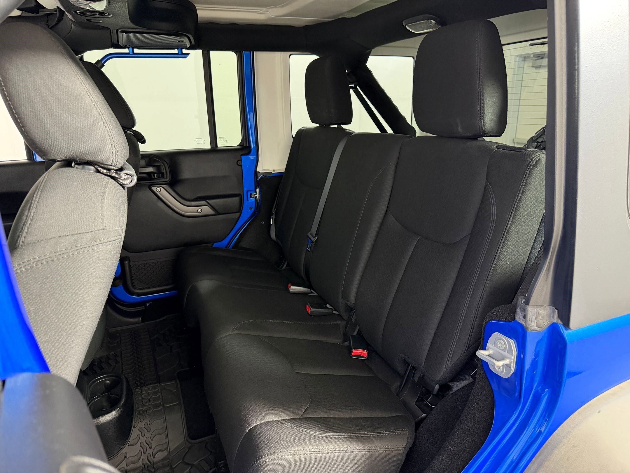 Used 2016 Jeep Wrangler Unlimited Sport w/ Quick Order Package 24S image 12