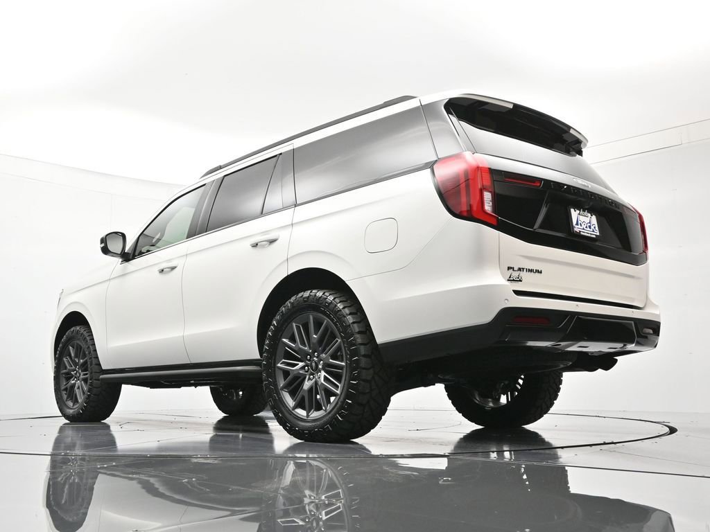 New 2026 Ford Expedition Platinum w/ Stealth Appearance Package AWD/4WD image 45