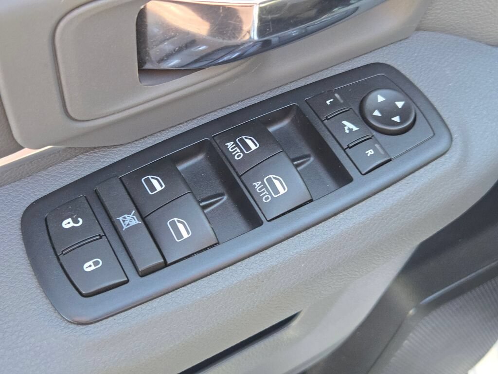 Used 2016 RAM 1500 Big Horn AWD/4WD image 19