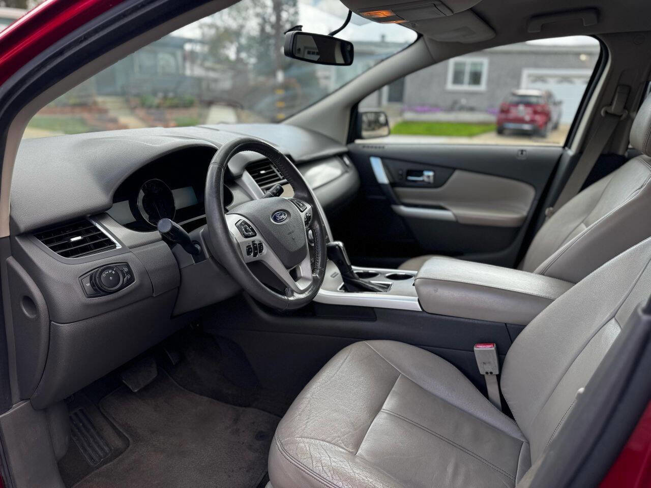 Used 2012 Ford Edge SEL image 18