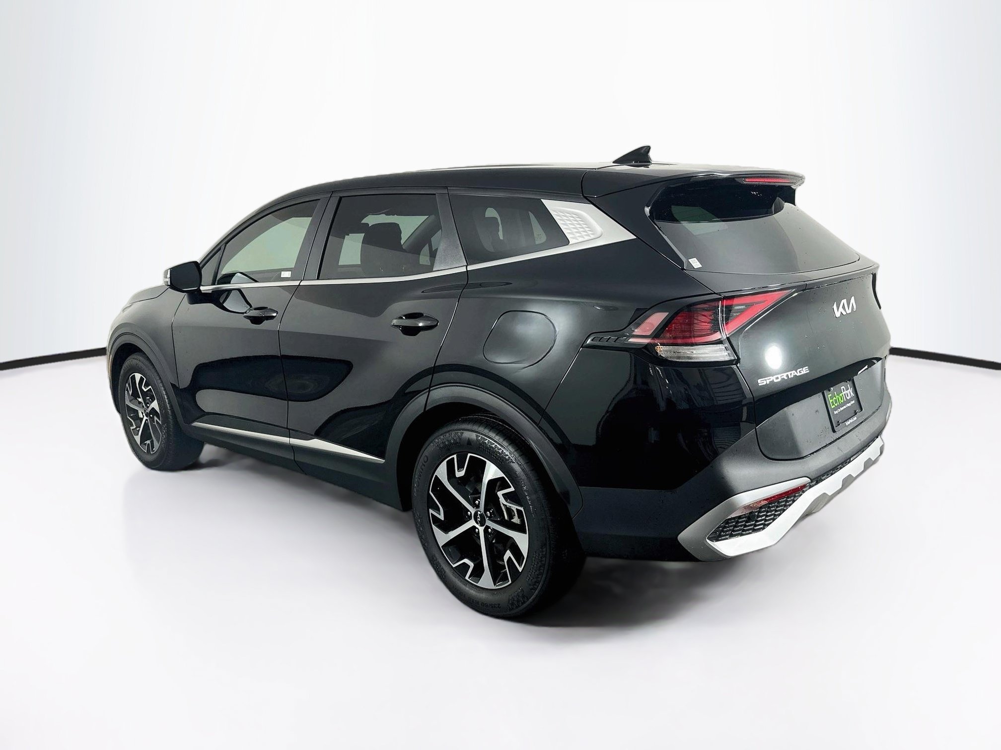 Used 2025 Kia Sportage EX FWD image 5