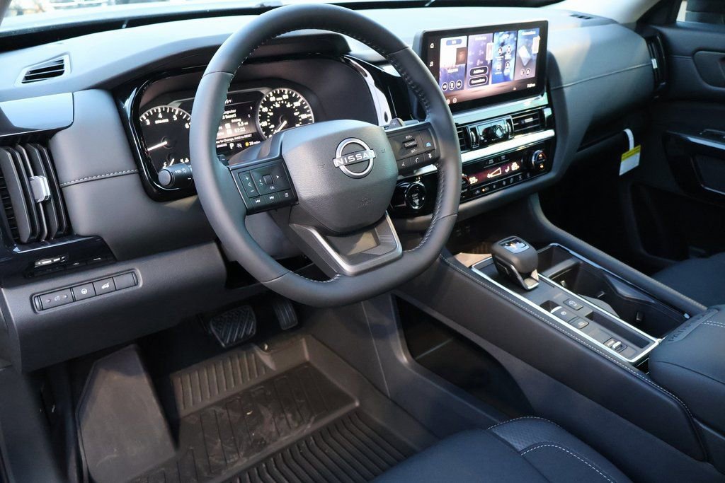 New 2026 Nissan Pathfinder SV image 14