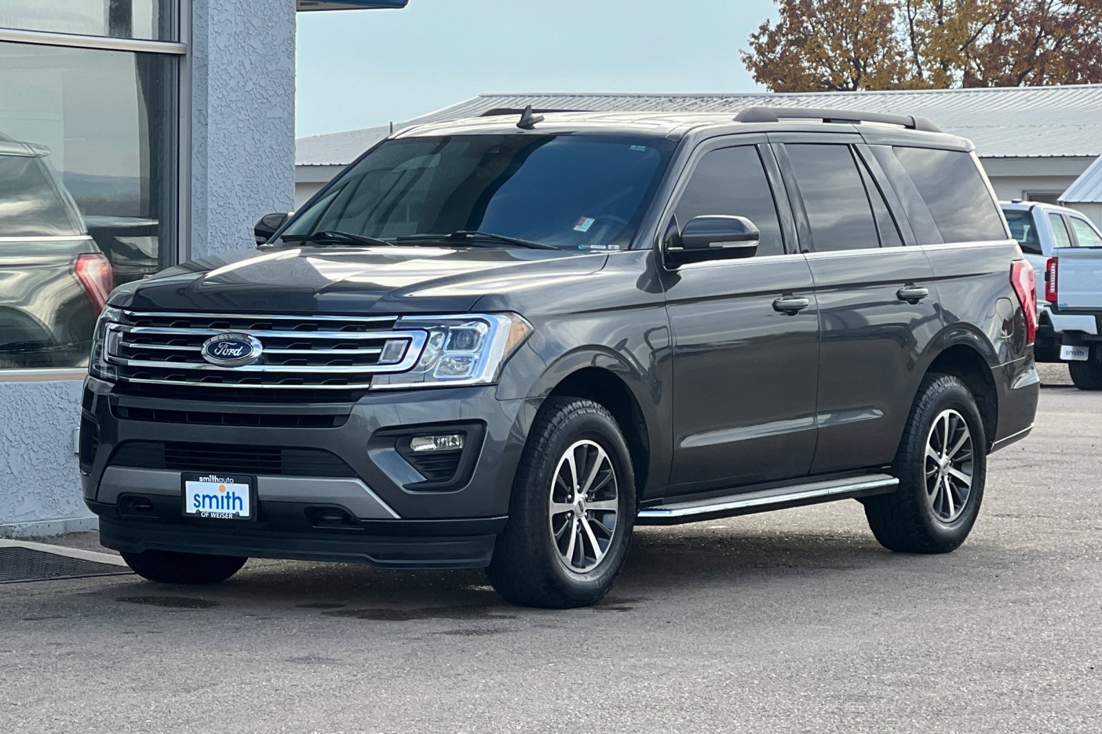 Used 2020 Ford Expedition XLT w/ Equipment Group 202A image 8