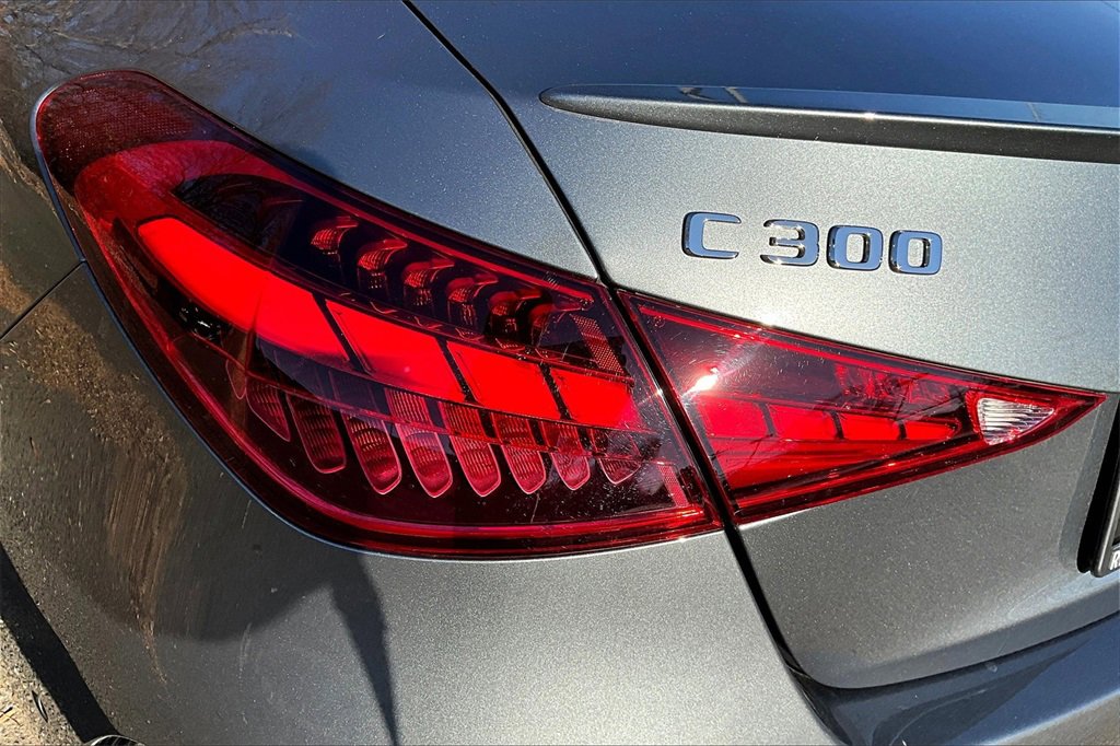 Used 2024 Mercedes-Benz C 300 4MATIC Sedan image 31