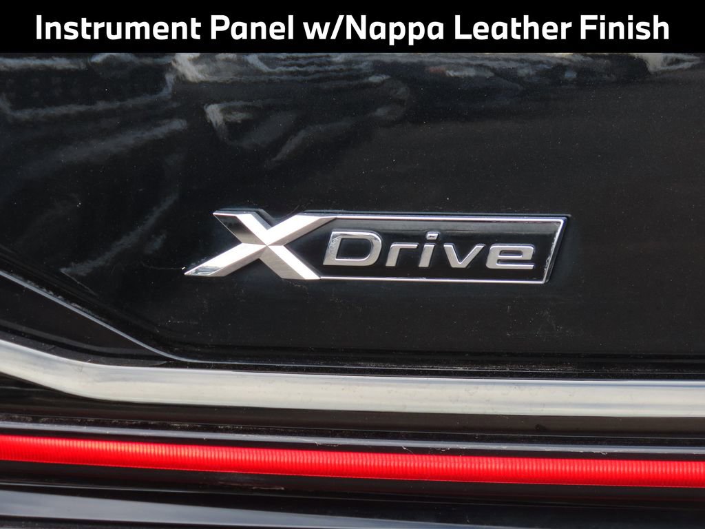 Used 2022 BMW 750i xDrive w/ Luxury Rear Seating Package image 19