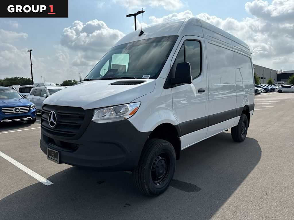 New 2025 Mercedes-Benz Sprinter 2500 image 1