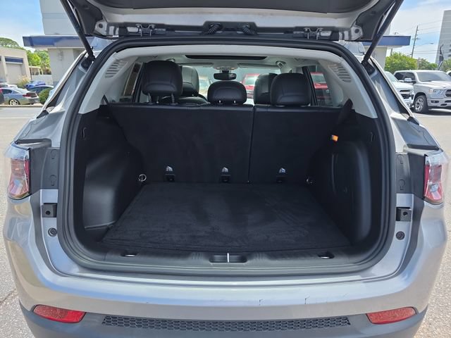Used 2021 Jeep Compass Latitude w/ Sun and Sound Group FWD image 30