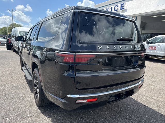 Used 2024 Jeep Wagoneer L Series II w/ Flexible Seating Group image 7