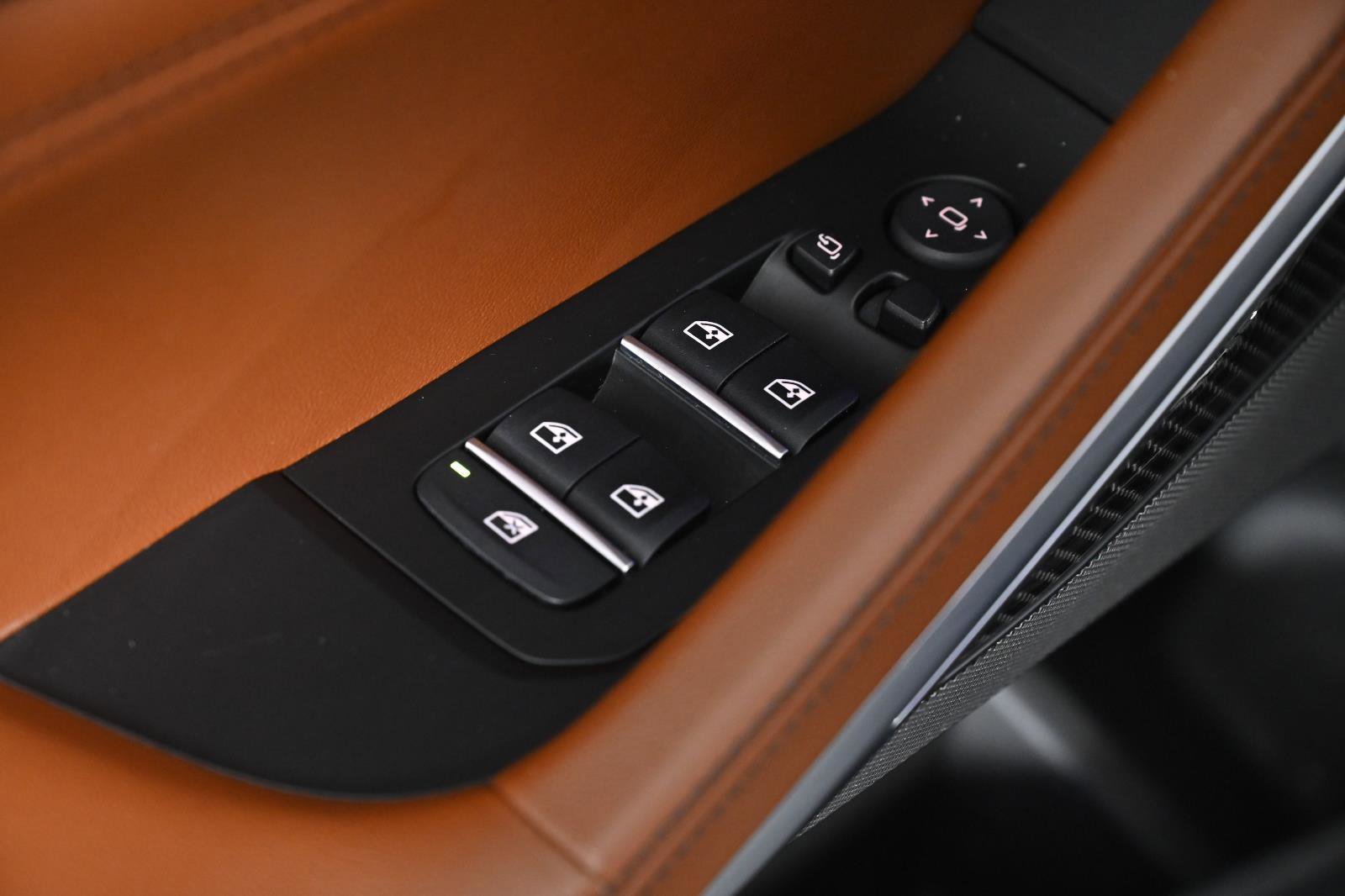 Used 2023 BMW X6 M50i w/ Executive Package image 27