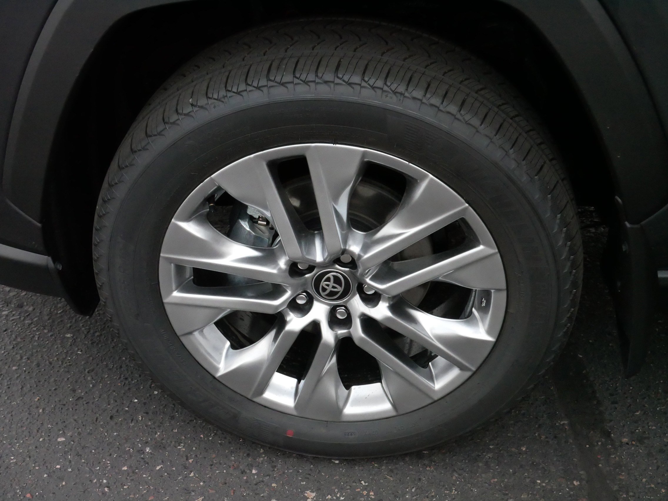 Certified 2025 Toyota RAV4 XLE Premium image 16