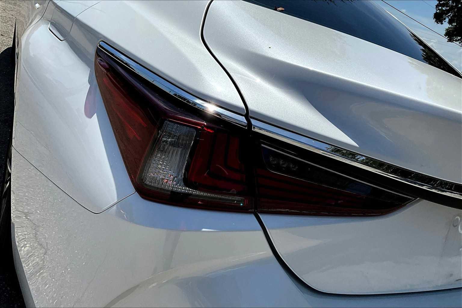 Used 2022 Lexus ES 350 w/ Premium Package FWD image 29